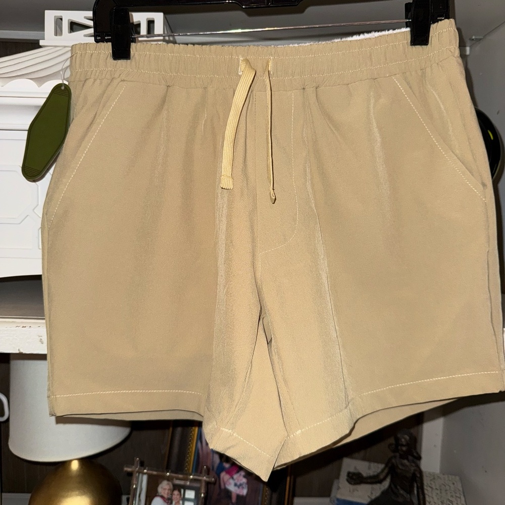 Cadets Men’s Khaki Shorts SZ S NWT Small
